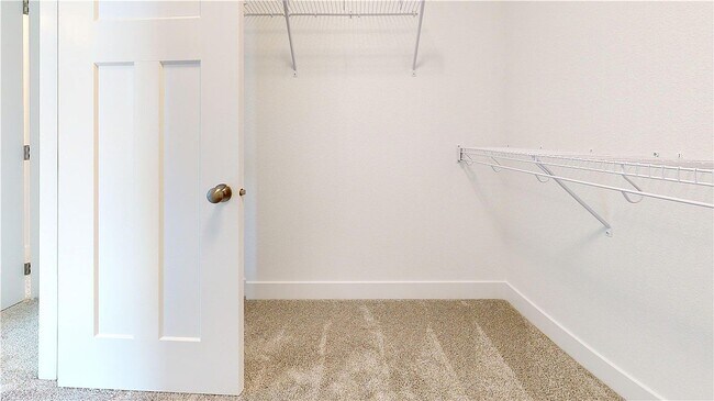 Building Photo - 720 SE Booth Ave