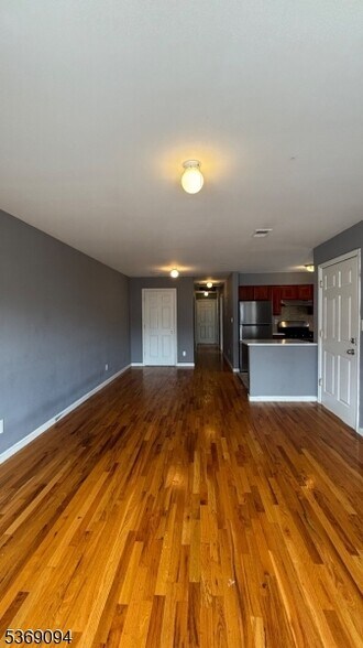 Building Photo - 924 Bergen St