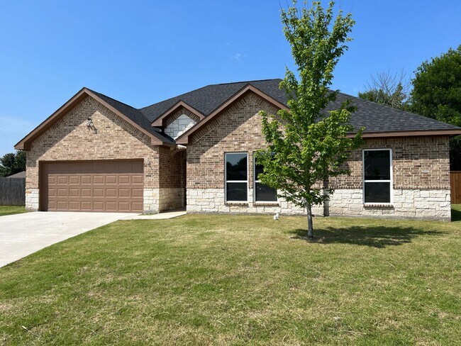 Building Photo - Lovely home for rent in Ennis, TX!