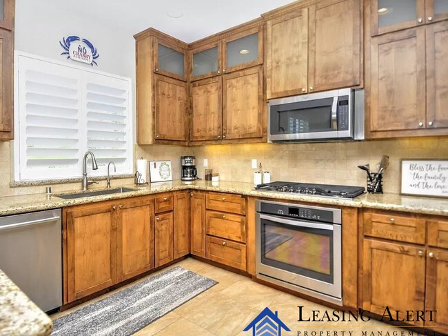 Building Photo - 2526 Coburn Ln