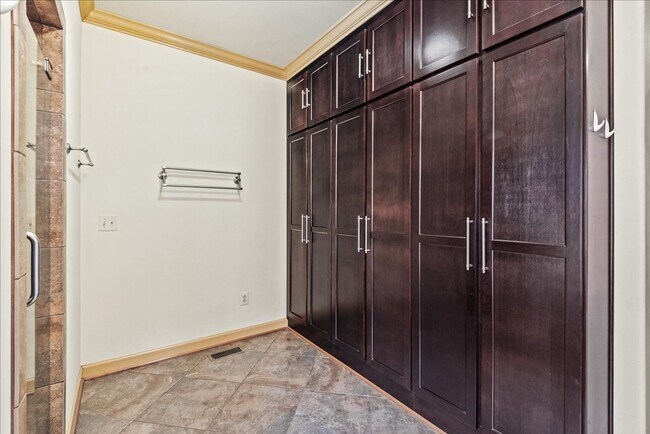 Building Photo - **Charming 3-Bedroom Rambler on 3 Acres in Scenic Stafford** NO HOA