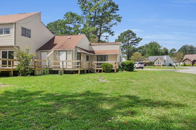 Building Photo - 125 Pirates Rd
