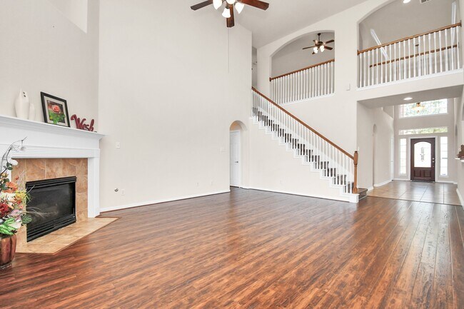 Building Photo - 8627 Sweet Pasture Dr