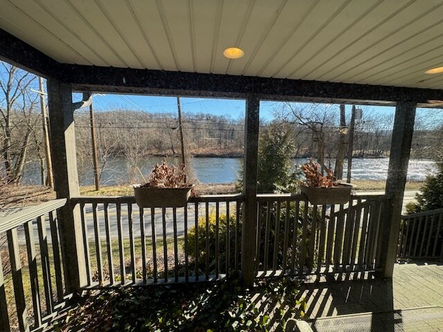 Building Photo - 312 Lehigh Dr