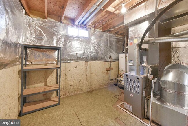 Building Photo - 46525 Hollymead Pl