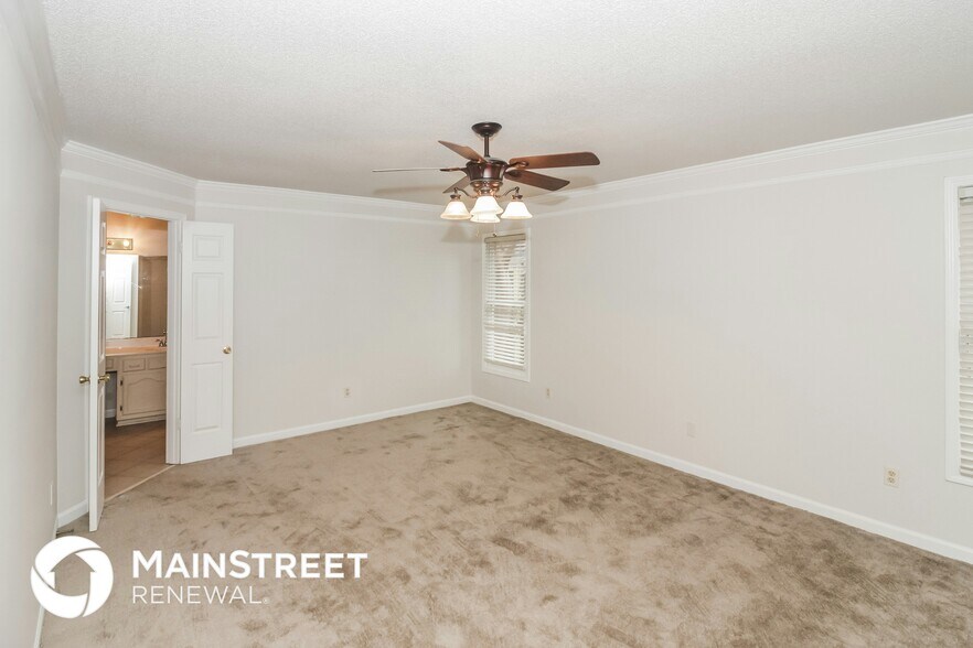 Building Photo - 8925 Walnut Forest Cove