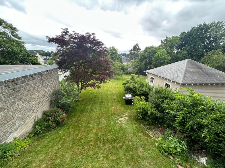 Building Photo - 66 Perthshire Rd
