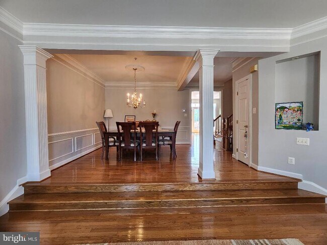 Building Photo - 13561 Flowerfield Dr