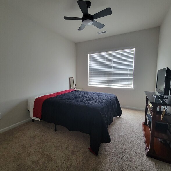 Seond bedroom - 310 Cloudcroft Aly