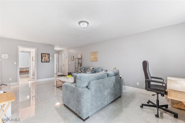 Building Photo - 1724 Bald Eagle Dr