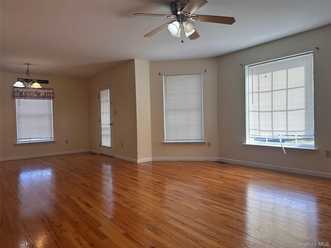 Building Photo - 105 N Montgomery St