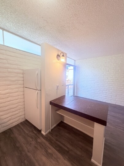 Building Photo - Broadway Apartments