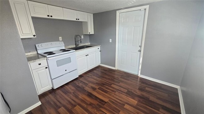 Building Photo - 1803 S Summerlin Ave