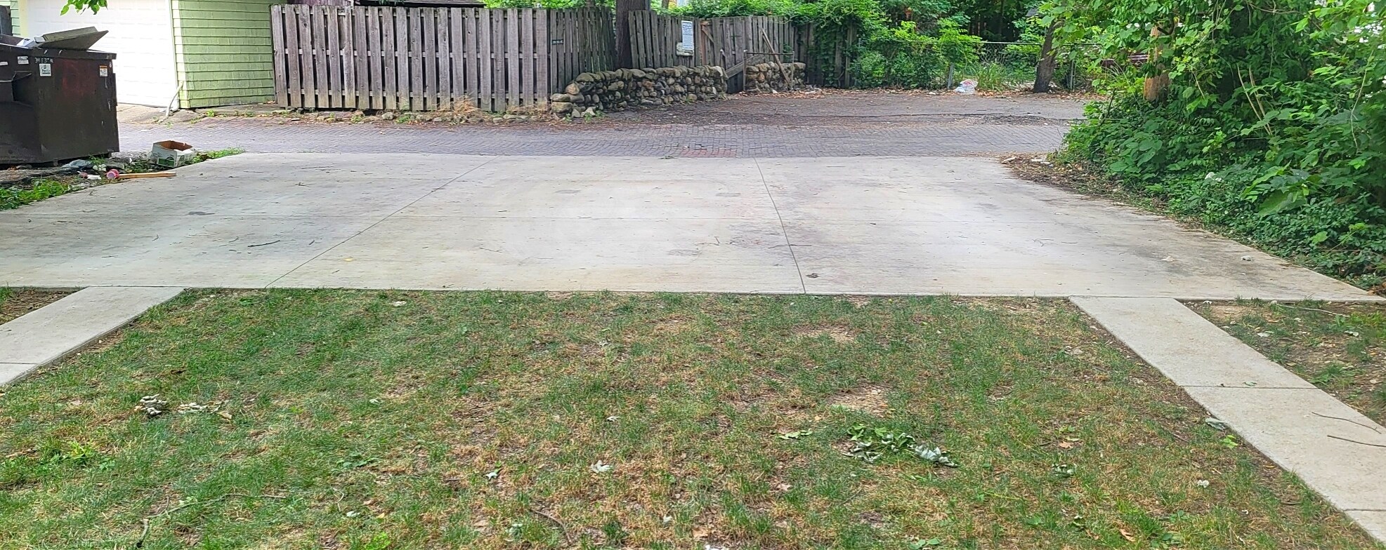 Parking area in back - 352 1/2 E 20th Ave