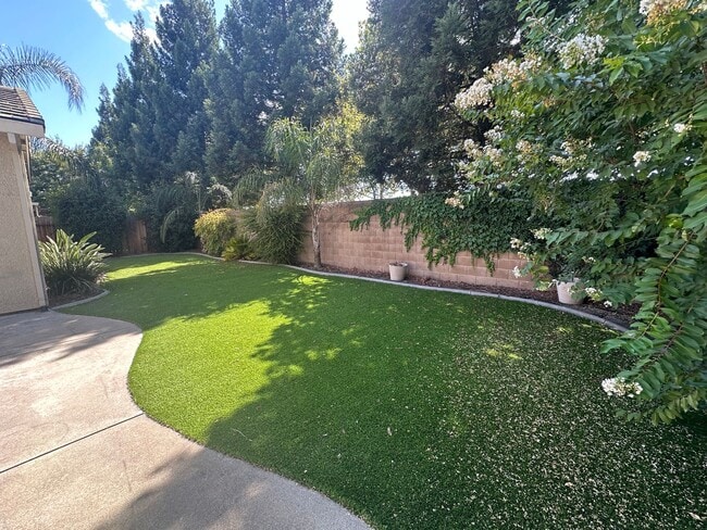 Building Photo - 1824 San Diego Cir
