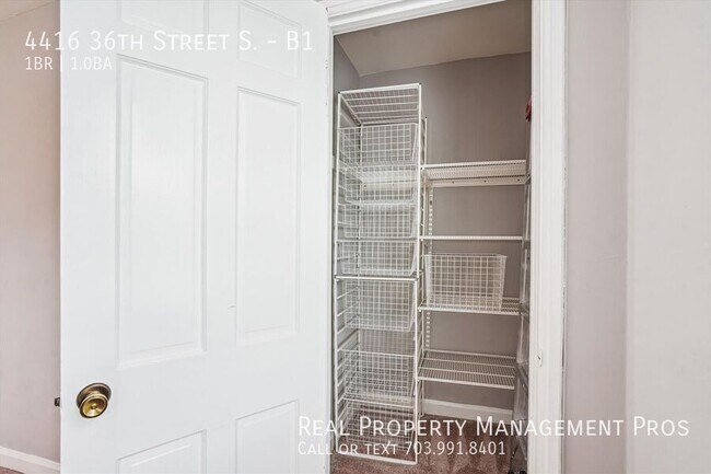 Building Photo - 4416 36th St S