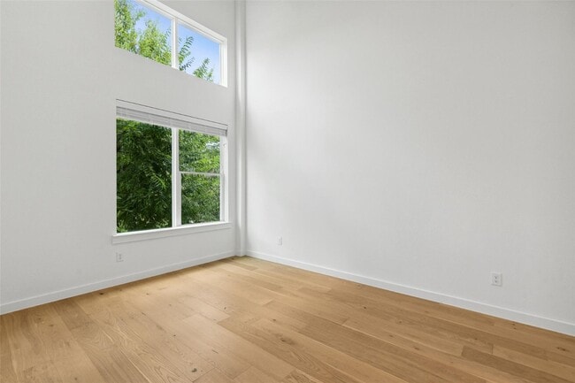 Building Photo - 6144 Oram St