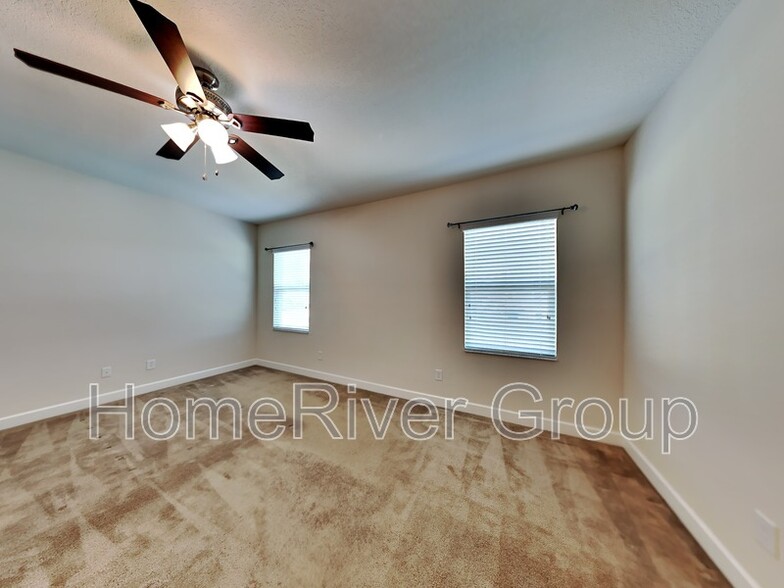 Building Photo - 10459 Flagstaff Falls Ave