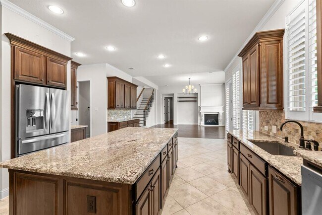 Building Photo - 18900 N Bee Cave Springs Cir