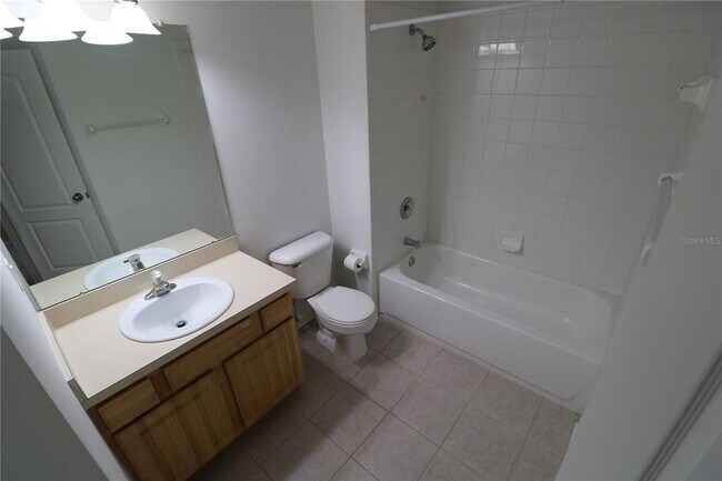 Building Photo - 4866 Pond Ridge Dr