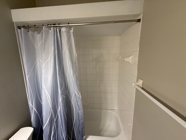 Building Photo - 3025 Greynolds St