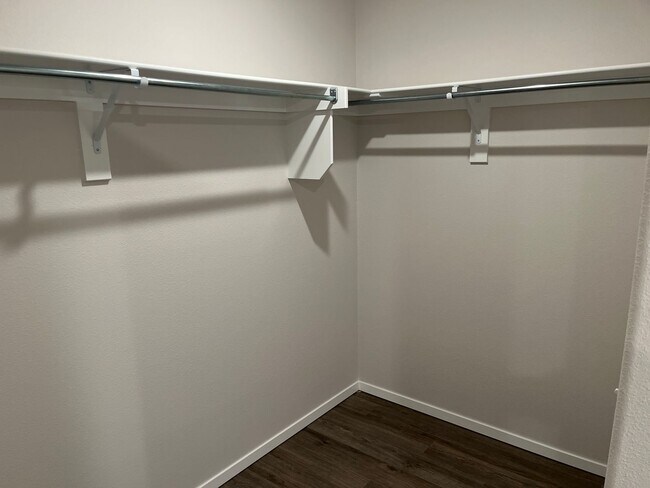 Building Photo - Your Next Home Awaits! | Pre-Leasing a Spacious 4-Bed, 2-Bath Home in Somerset