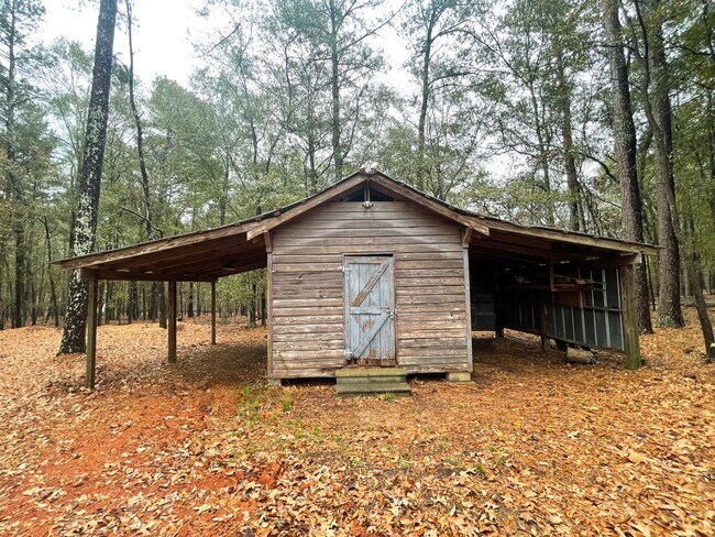 Building Photo - LEASING NOW FOR IMMEDIATE MOVE IN!