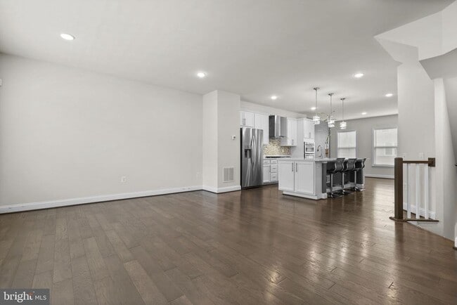 Building Photo - 17357 Redshank Rd