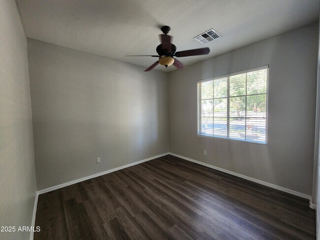 Building Photo - 18805 E Mockingbird Dr