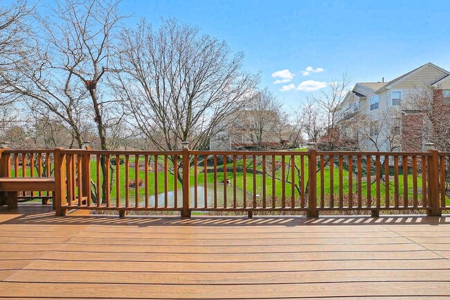 Building Photo - 145 Farmgate Dr