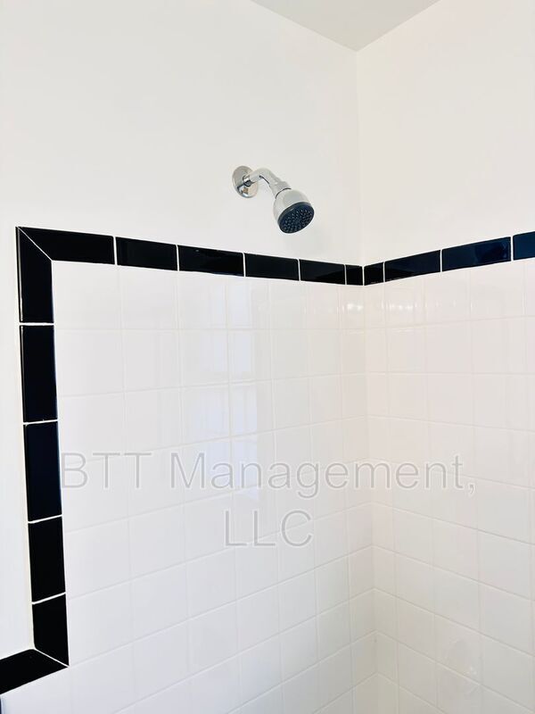 Building Photo - 8310 Garland Ave