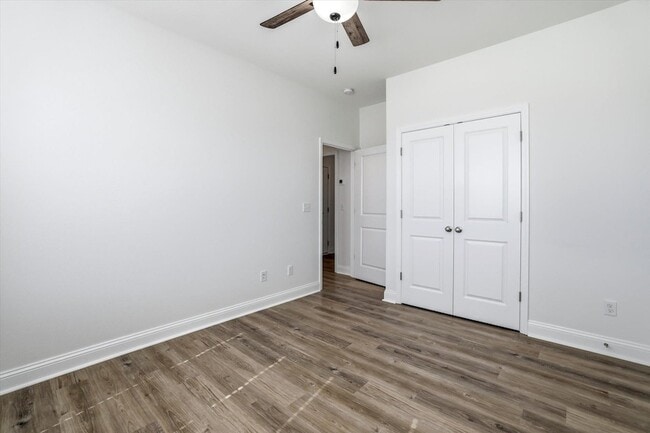 Building Photo - 201 Ursaline St