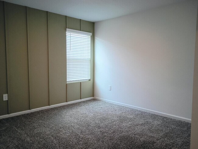 Building Photo - 2816 Buck Creek Pl