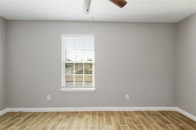 Building Photo - 711 Hamon Dr