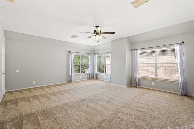 Building Photo - 207 Verde Ridge