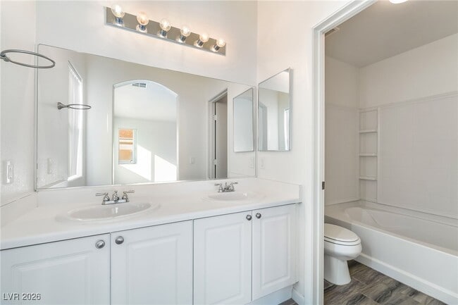 Building Photo - 8715 Tomnitz Ave