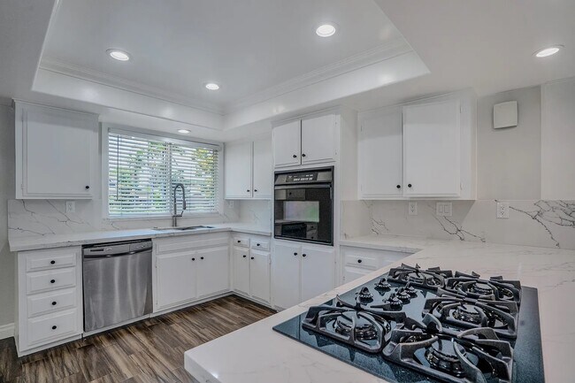 Building Photo - 2850 Tabago Pl