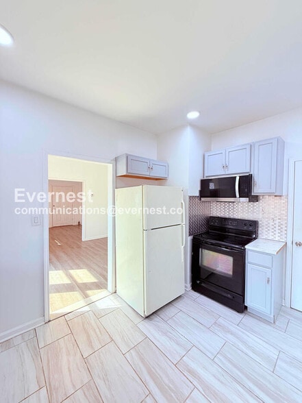 Building Photo - 19704 Greeley