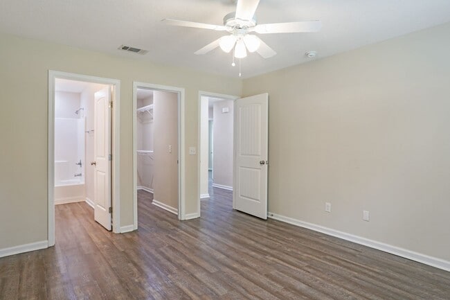 Building Photo - 3bd 2ba HOME FOR RENT!