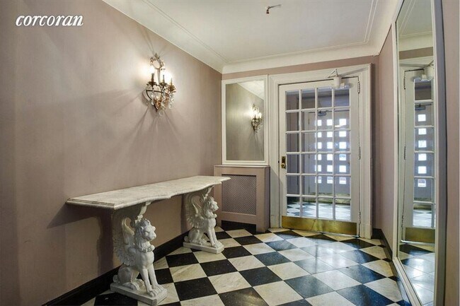Building Photo - 13 Gramercy Park S