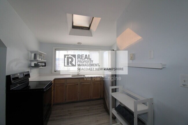 Building Photo - 4 Ashworth Ave