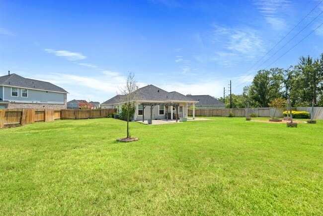 Building Photo - 31711 Azzaro Cir