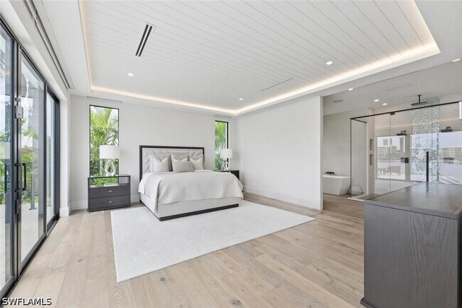 Building Photo - 200 Bahia Point