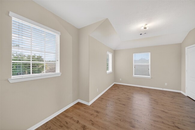 Building Photo - 2411 Horned Owl Dr