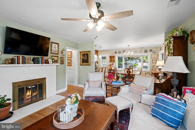 Building Photo - 5201 Brookeway Dr