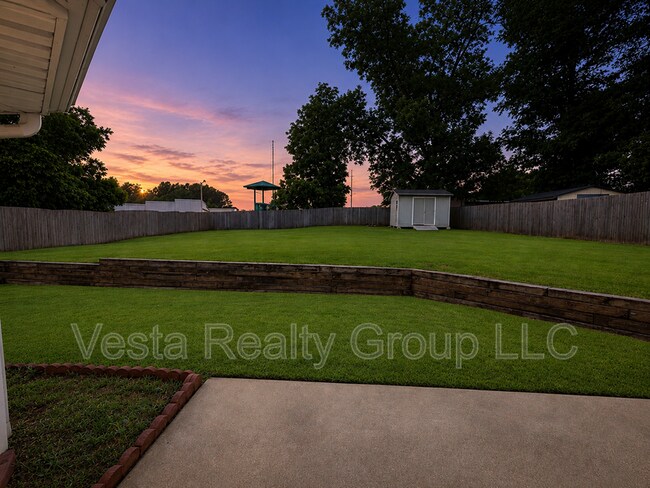 Building Photo - 5115 Towne Park Dr