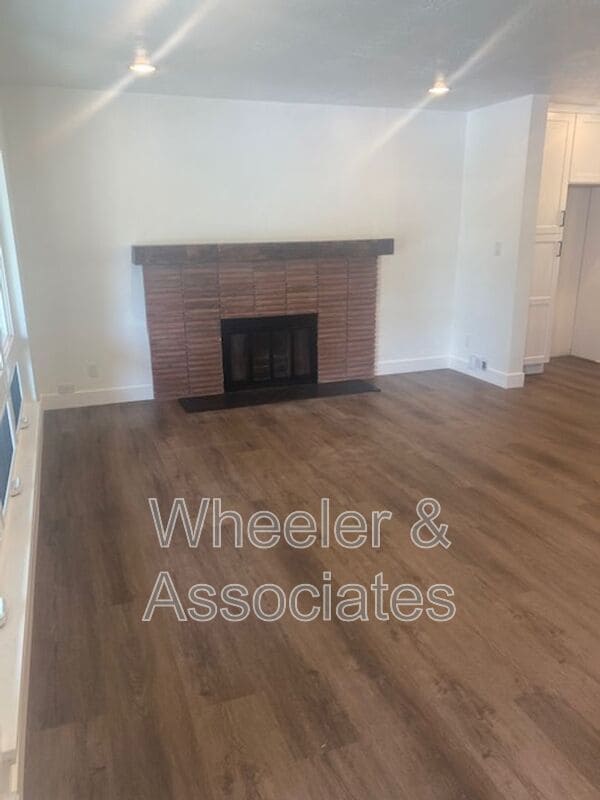 Building Photo - 3714 Brinker Ave