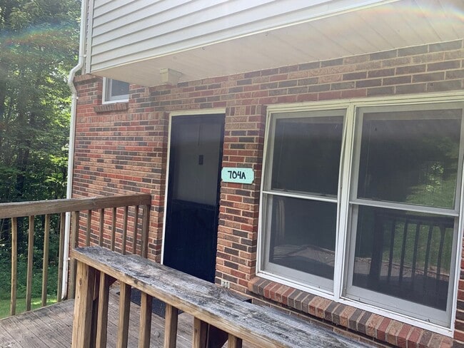 Building Photo - 704-A Margo Road