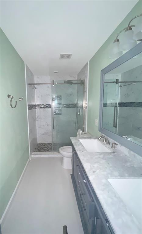 Building Photo - 4118 Lake Cypress Cir