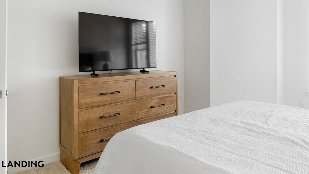 Building Photo - 2110 Birkhall St